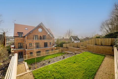 undefined, The Grove, Coulsdon, CR5