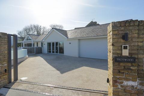 4 bedroom detached house for sale, Church Road, Broadstairs, Kent, CT10
