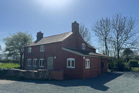 4 bedroom detached house to rent, Four Crosses, Llanymynech, Powys