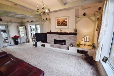 3 bedroom detached house for sale, Bratoft Lane, Burgh Le Marsh PE24