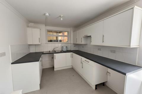 2 bedroom ground floor flat for sale, Angel Hill, Tiverton