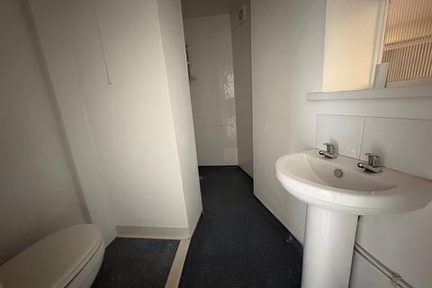 2 bedroom ground floor flat for sale, Angel Hill, Tiverton