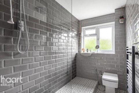1 bedroom in a house share to rent, Southcote Road, READING