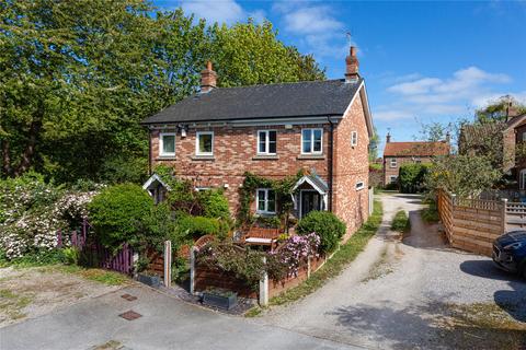 Semi-detached house - Waterdale Park, York YO31