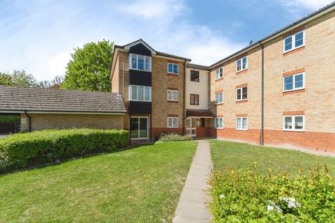 2 bedroom flat for sale, Tamarin Gardens, CAMBRIDGE, Cambridgeshire, CB1