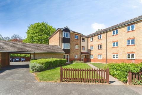 2 bedroom flat for sale, Tamarin Gardens, CAMBRIDGE, Cambridgeshire, CB1