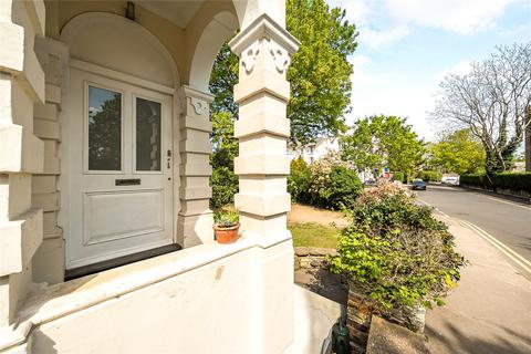 2 bedroom flat for sale, Oak Hill, Surbiton KT6