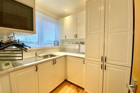 4 bedroom semi-detached house for sale, Shepherds Hill, Harold Wood
