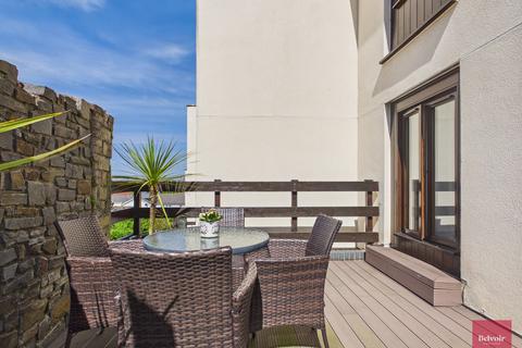 2 bedroom flat for sale, St Annes, Mumbles, Swansea, SA3
