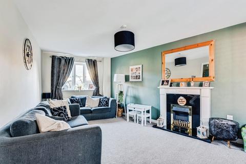 3 bedroom end of terrace house for sale, Stocks Lane, Carterton