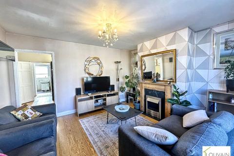 3 bedroom semi-detached house for sale, Griffiths Gardens, Tredegar