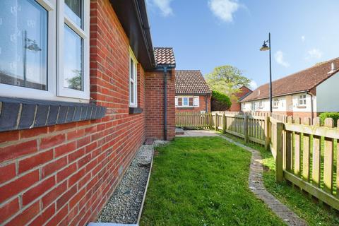 2 bedroom bungalow for sale, Monks Way, Burnham-on-Sea TA8