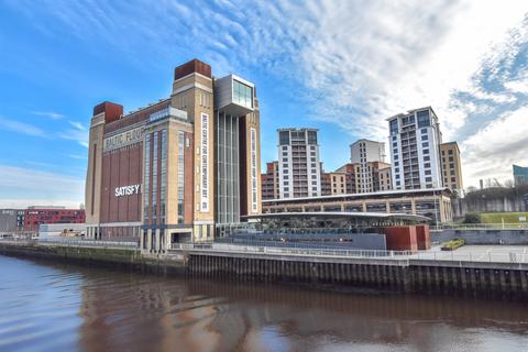 2 bed flat/apartment for rent in Baltic Quay, Gateshead, NE8