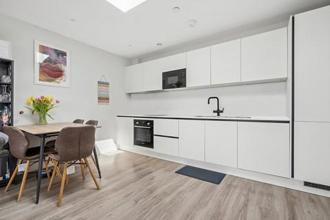 2 bedroom apartment for sale, 281 Field End Road, Ruislip, HA4