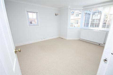 2 bedroom apartment for sale, EASTWICK ROAD, GREAT BOOKHAM, KT23