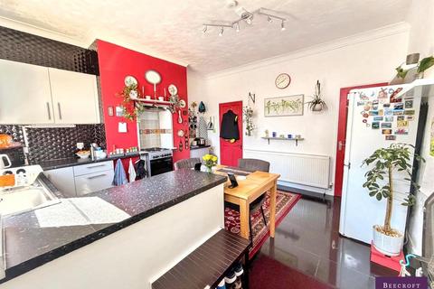 2 bedroom semi-detached house for sale, Hough Lane, Wombwell, Barnsley