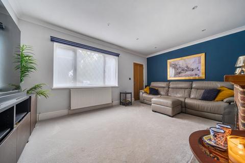 5 bedroom detached house for sale, Huntercombe Lane North, Taplow, Berkshire, SL6