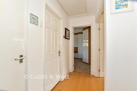 2 bedroom maisonette for sale, Hawley Road, Rustington BN16
