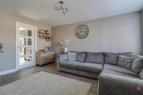 3 bedroom detached house for sale, Kirkcroft Avenue, Killamarsh, Sheffield, S21