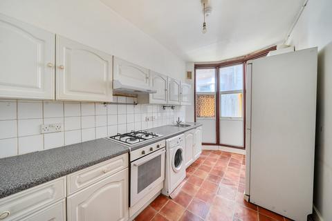 undefined, Queens Avenue, London, N10
