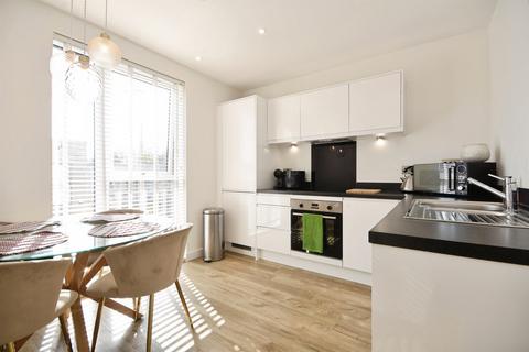 2 bedroom apartment for sale, Peregrine Drive, Great Warley, Brentwood