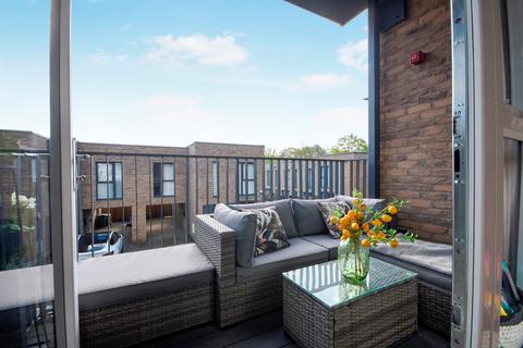 2 bedroom apartment for sale, Peregrine Drive, Great Warley, Brentwood
