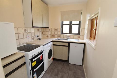1 bedroom house to rent, Saywell Brook, Chelmer Village, Chelmsford