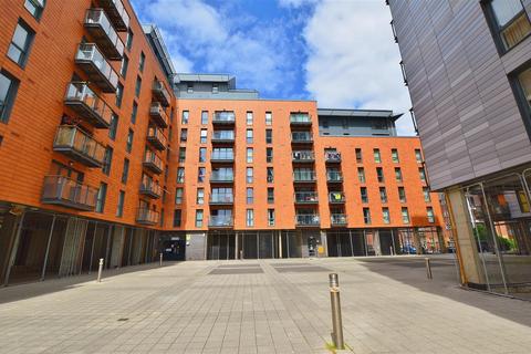 2 bedroom flat to rent, Rivington Apartments, Railway Terrace