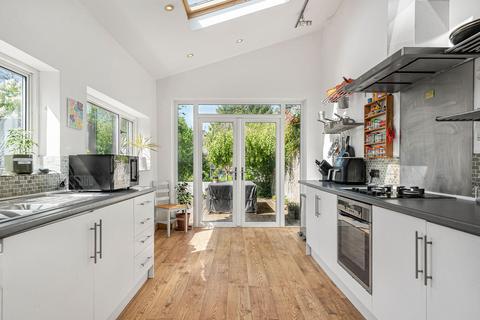 2 bedroom semi-detached house for sale, Churchill Road, Kidlington, OX5