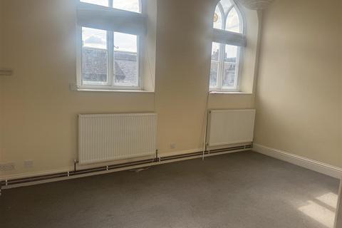 2 bedroom apartment to rent, Bulford, Wellington