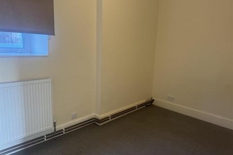 2 bedroom apartment to rent, Bulford, Wellington