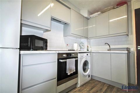 2 bedroom flat for sale, Henbit Close, Surrey KT20