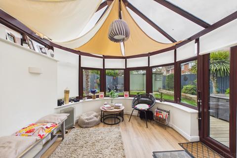 3 bedroom detached house for sale, Cropley Close, Bury St Edmunds