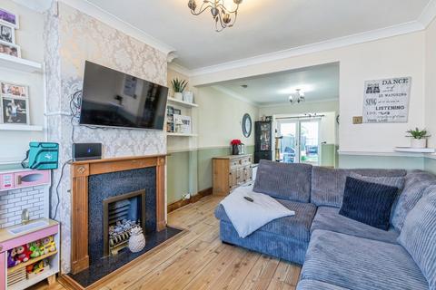 3 bedroom end of terrace house for sale, Bingham Road, Rochester, Kent, ME2
