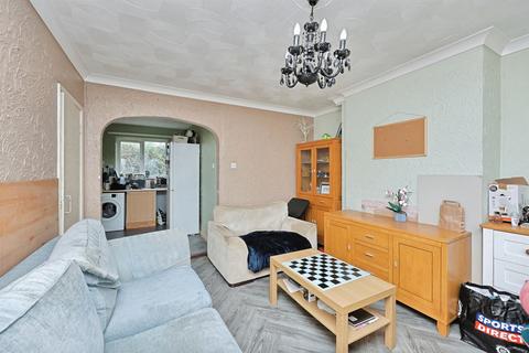 4 bedroom semi-detached house for sale, Birkbeck Road, Norwich