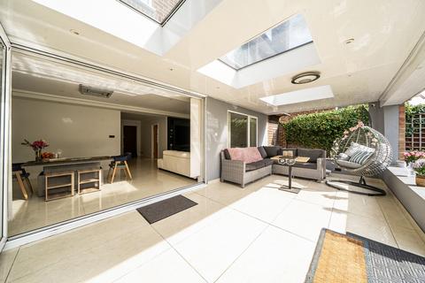 undefined, Ashbourne Road, Ealing, London