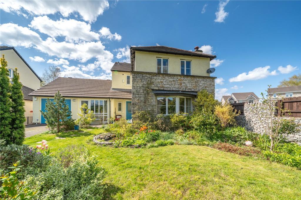 Briarigg, Cumbria LA9 4 bed detached house for sale - £495,000