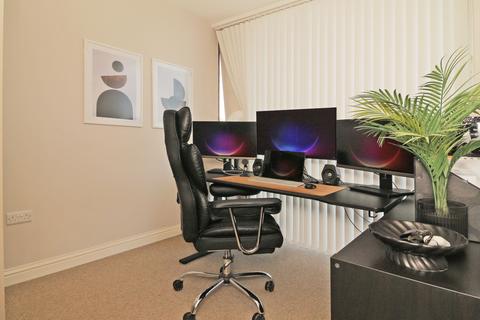 2 bedroom apartment for sale, Pinnell Road, London SE9