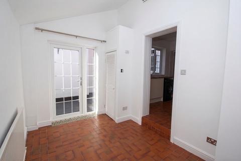 2 bedroom house for sale, New Road, Studley, B80