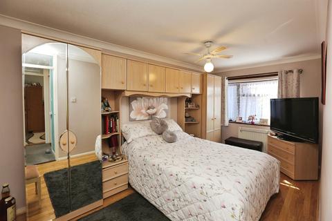 3 bedroom end of terrace house for sale, The Mount, Gosport