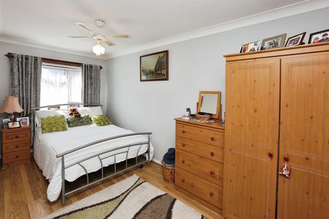 3 bedroom end of terrace house for sale, The Mount, Gosport