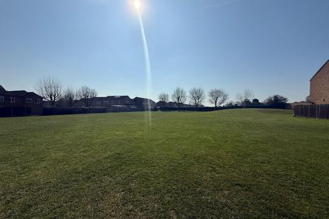 Land for sale, Hornbeam Close, Leighton Buzzard, LU7