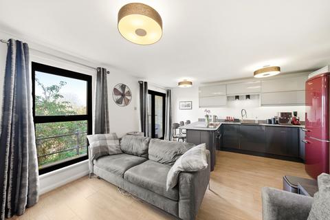 1 bedroom flat for sale, Auckland Road, Auckland Court Auckland Road, CB5