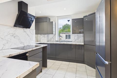 3 bedroom semi-detached house for sale, White Lion Road, Amersham, Buckinghamshire, HP7