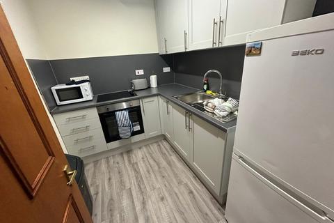 5 bedroom flat to rent, Lothian Road, Edinburgh, Midlothian, EH3