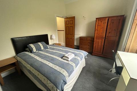 5 bedroom flat to rent, Lothian Road, Edinburgh, Midlothian, EH3
