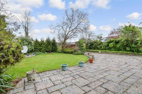 5 bedroom detached bungalow for sale, Woodmere Avenue, Croydon CR0