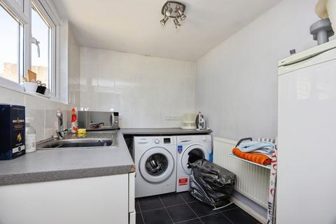 3 bedroom semi-detached house for sale, Applegarth Avenue, Guildford, Surrey, GU2