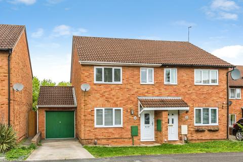 3 bedroom semi-detached house for sale, Bayleaf Avenue, Swindon