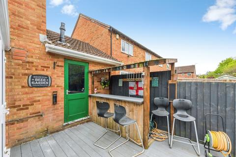 3 bedroom semi-detached house for sale, Bayleaf Avenue, Swindon